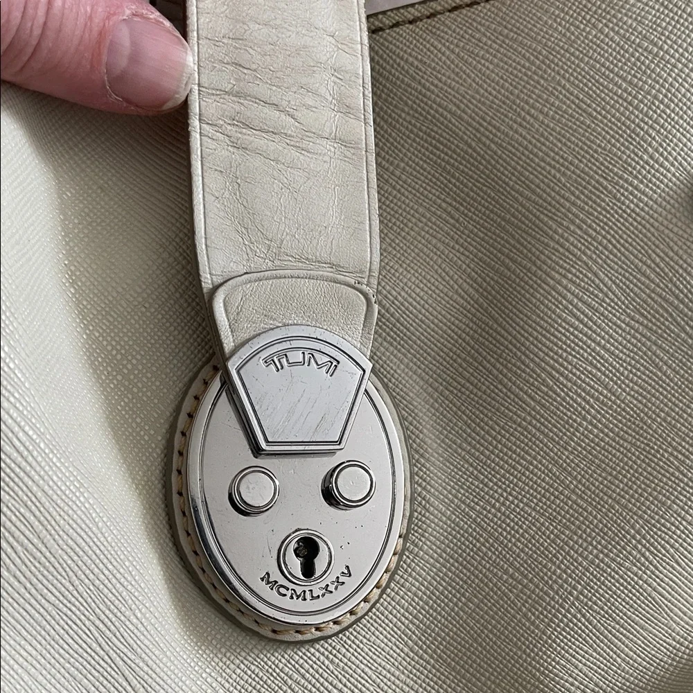 Tumi White Leather Women's Bag - Picture 8 of 12